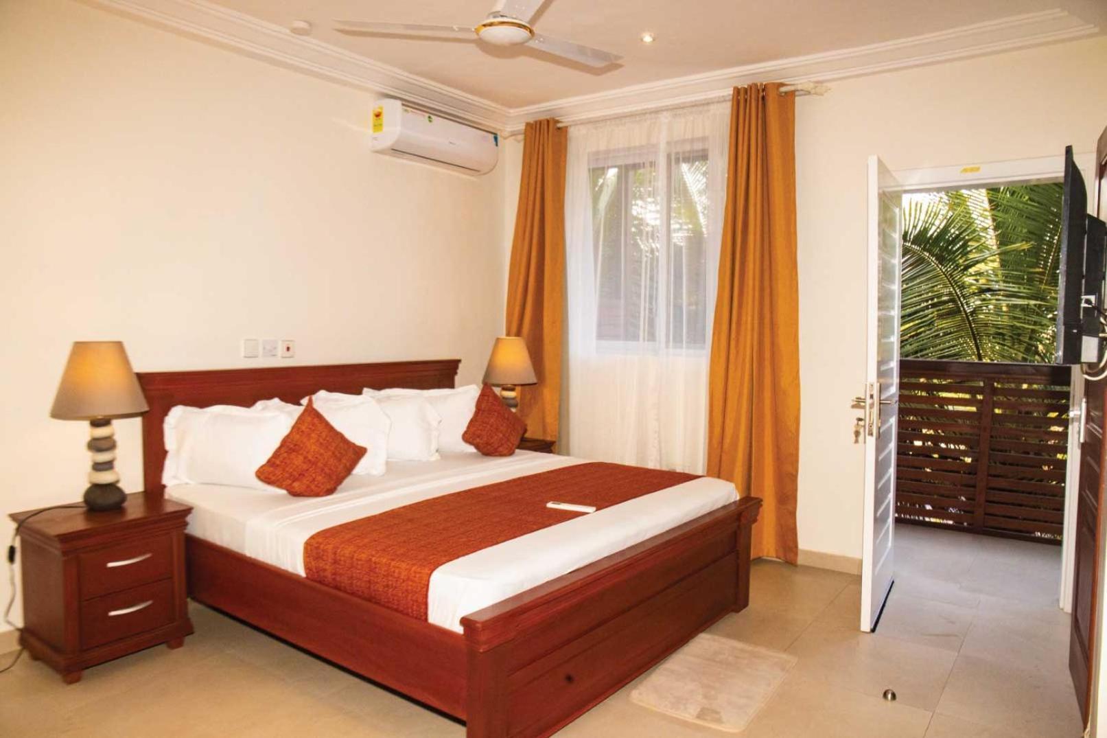 Ocean Green Beach Resort Prampram Eksteriør billede