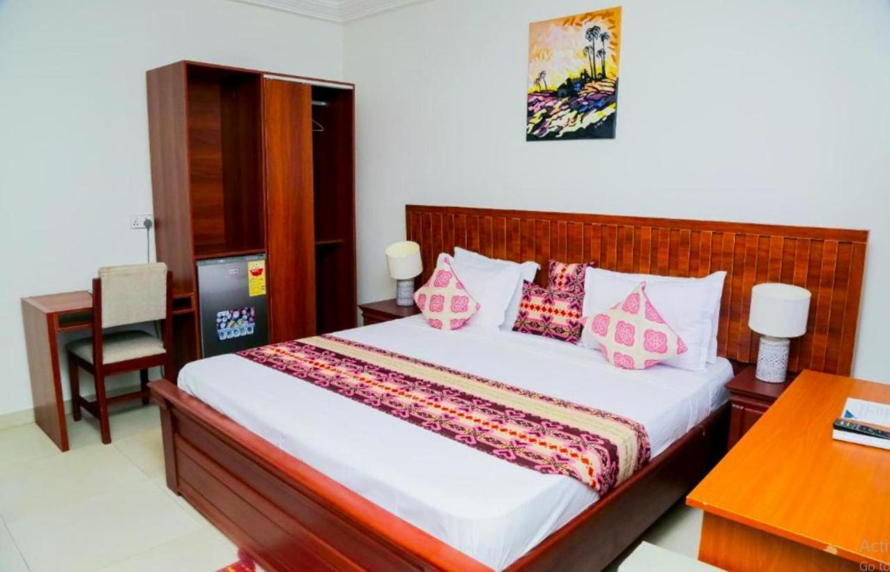 Ocean Green Beach Resort Prampram Eksteriør billede