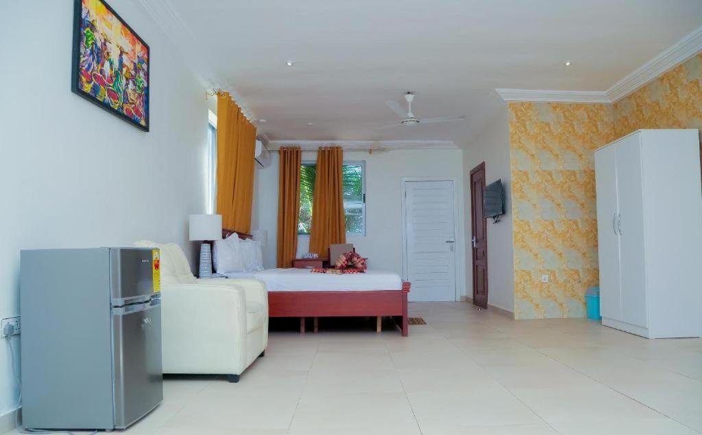 Ocean Green Beach Resort Prampram Eksteriør billede